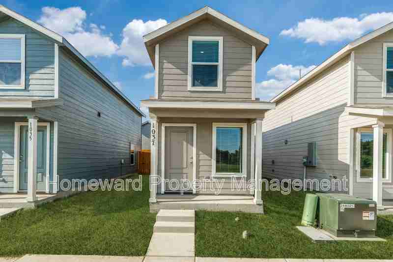 1037 Bishop Creek Dr - Photo 2 of 12