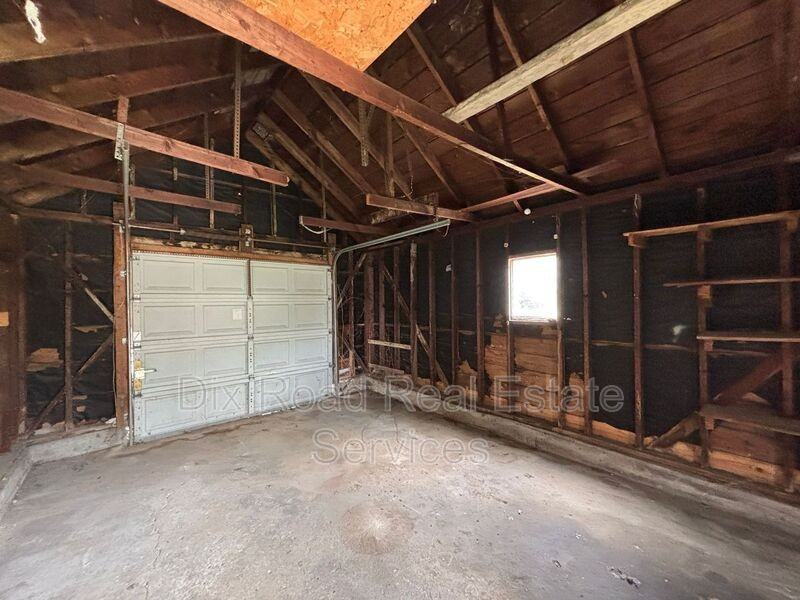 506 Kammer Ave - Photo 4 of 14