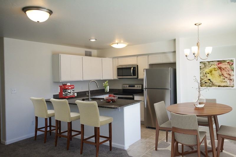 654 Trinity Way - Photo 4 of 6