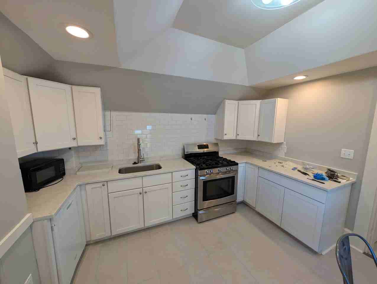 18 Maple St - Photo 2 of 19