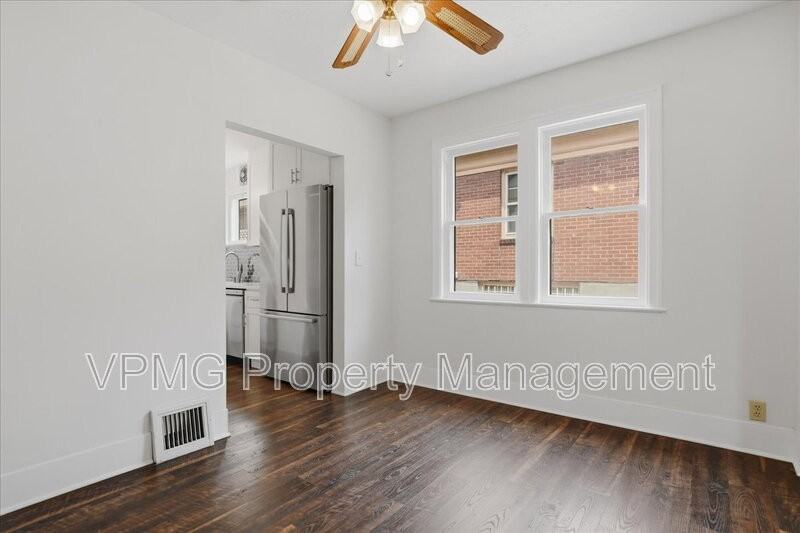 2014 E St - Photo 7 of 29
