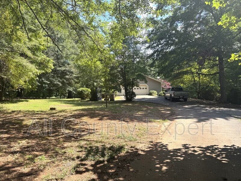 55 Brandywine Trl - Photo 4 of 28