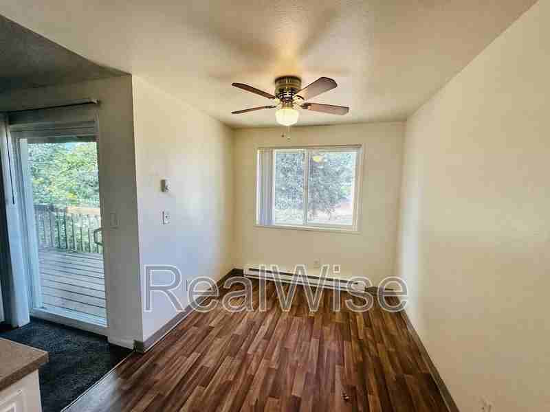 100 Gatch St #20 - Photo 4 of 31