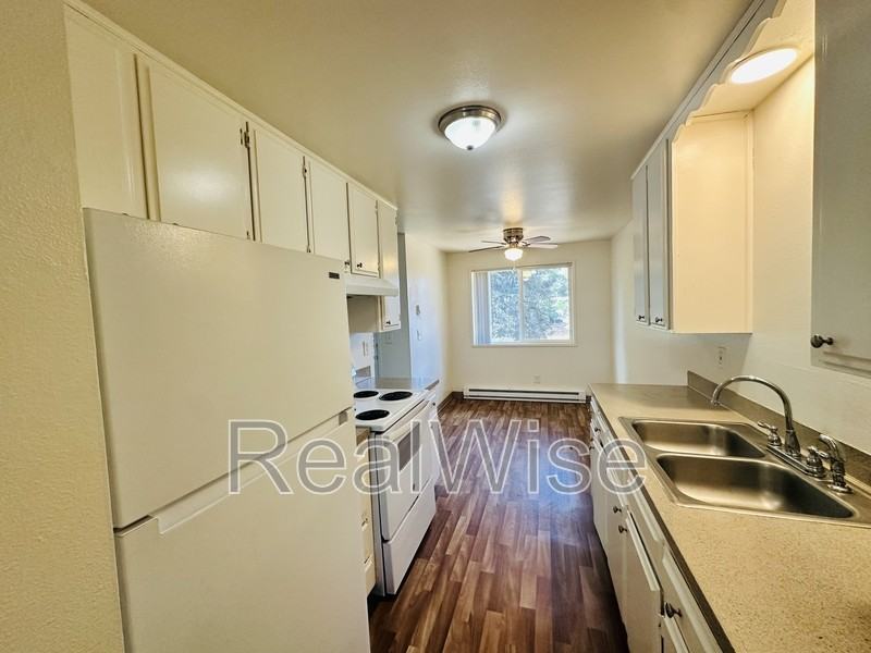100 Gatch St #20 - Photo 6 of 31