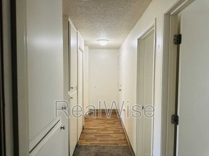 100 Gatch St #20 - Photo 7 of 31