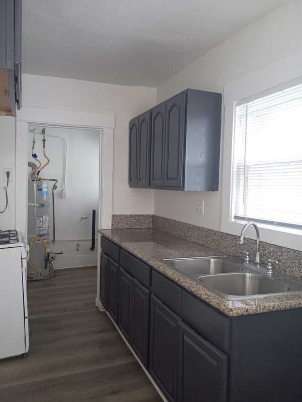 415 N Virginia Ct - Photo 5 of 9
