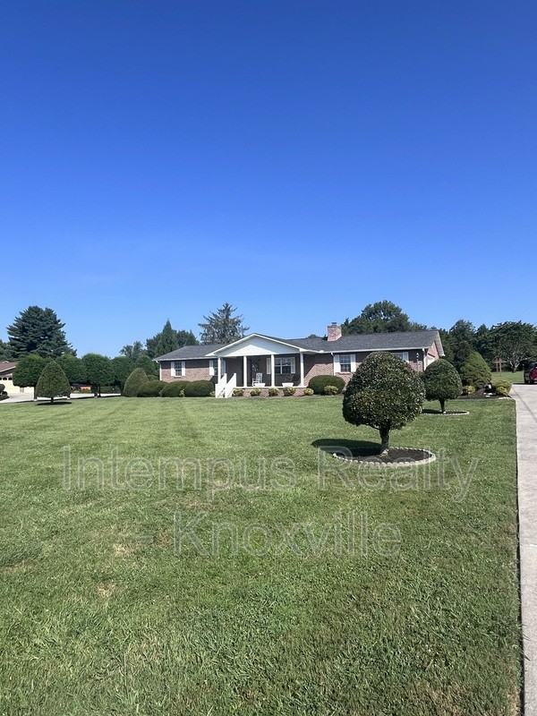 5311 W Emory Rd - Photo 5 of 41