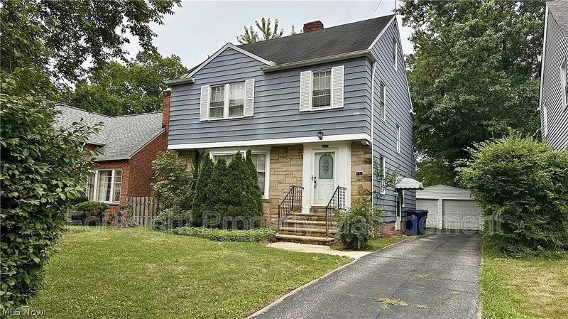 3700 Blanche Ave - Photo 2 of 25