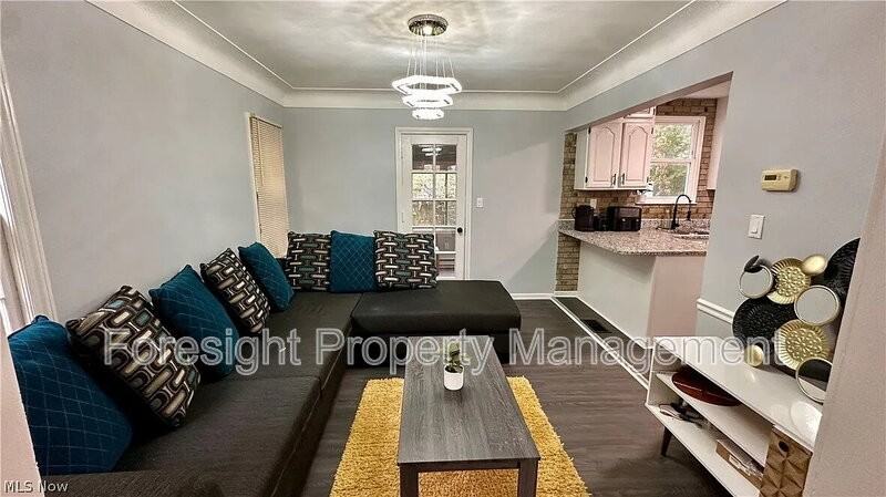 3700 Blanche Ave - Photo 5 of 25