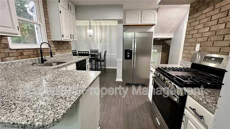 3700 Blanche Ave - Photo 6 of 25