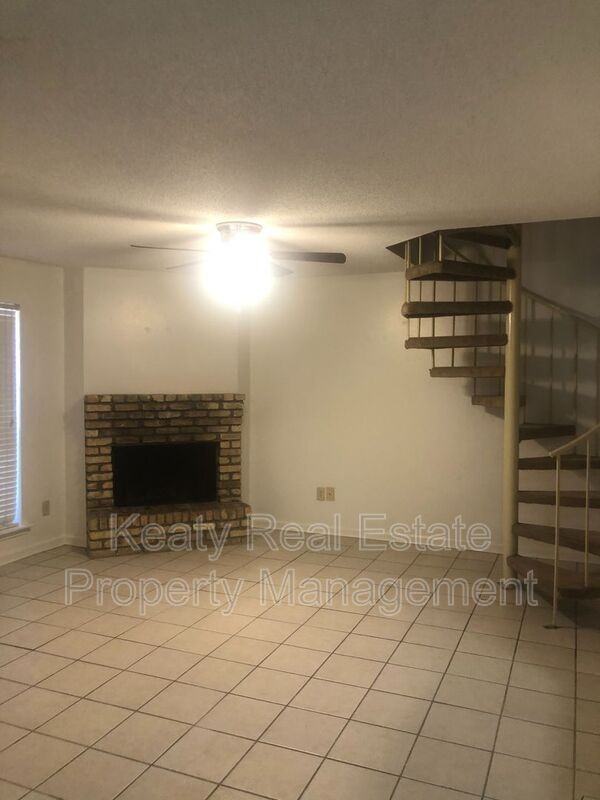 111 Shekel Dr Apt B - Photo 4 of 16