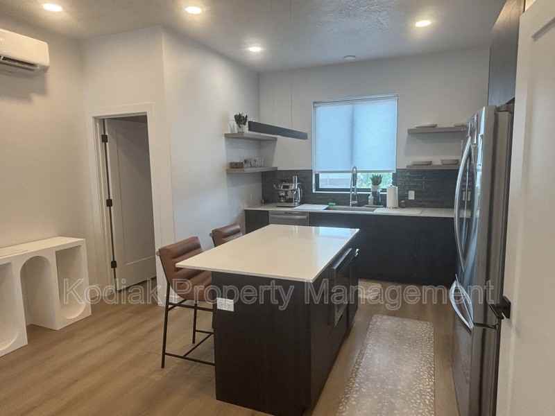 64 W Iko Ave #T204 - Photo 4 of 29