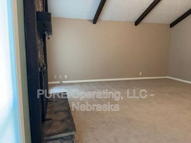 10821 Curtis Avenue Cir - Photo 6 of 28