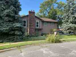 featured image of 10821 Curtis Avenue Cir