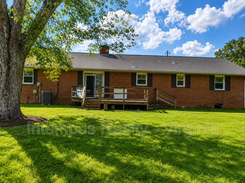 227 Spring Knoll Cir - Photo 3 of 16
