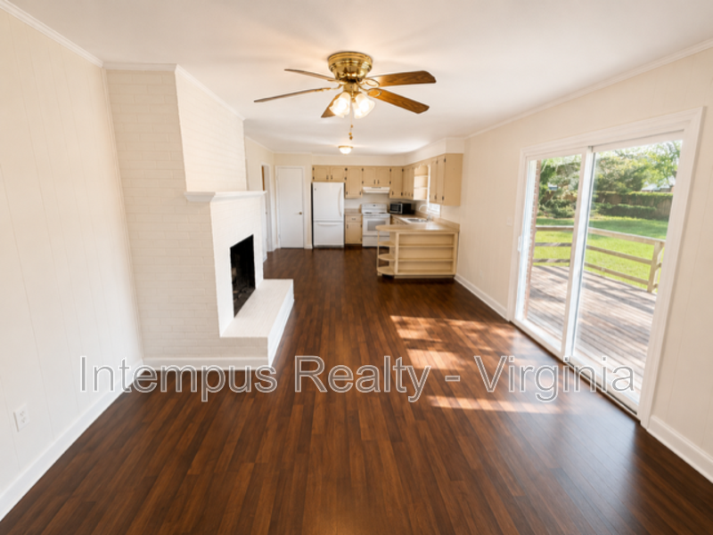 227 Spring Knoll Cir - Photo 7 of 16