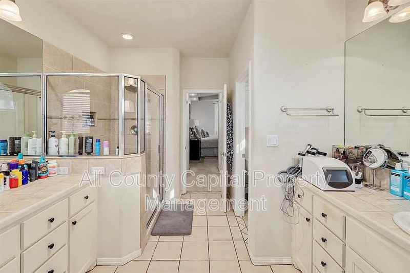 101 Cheerful Ct - Photo 5 of 21