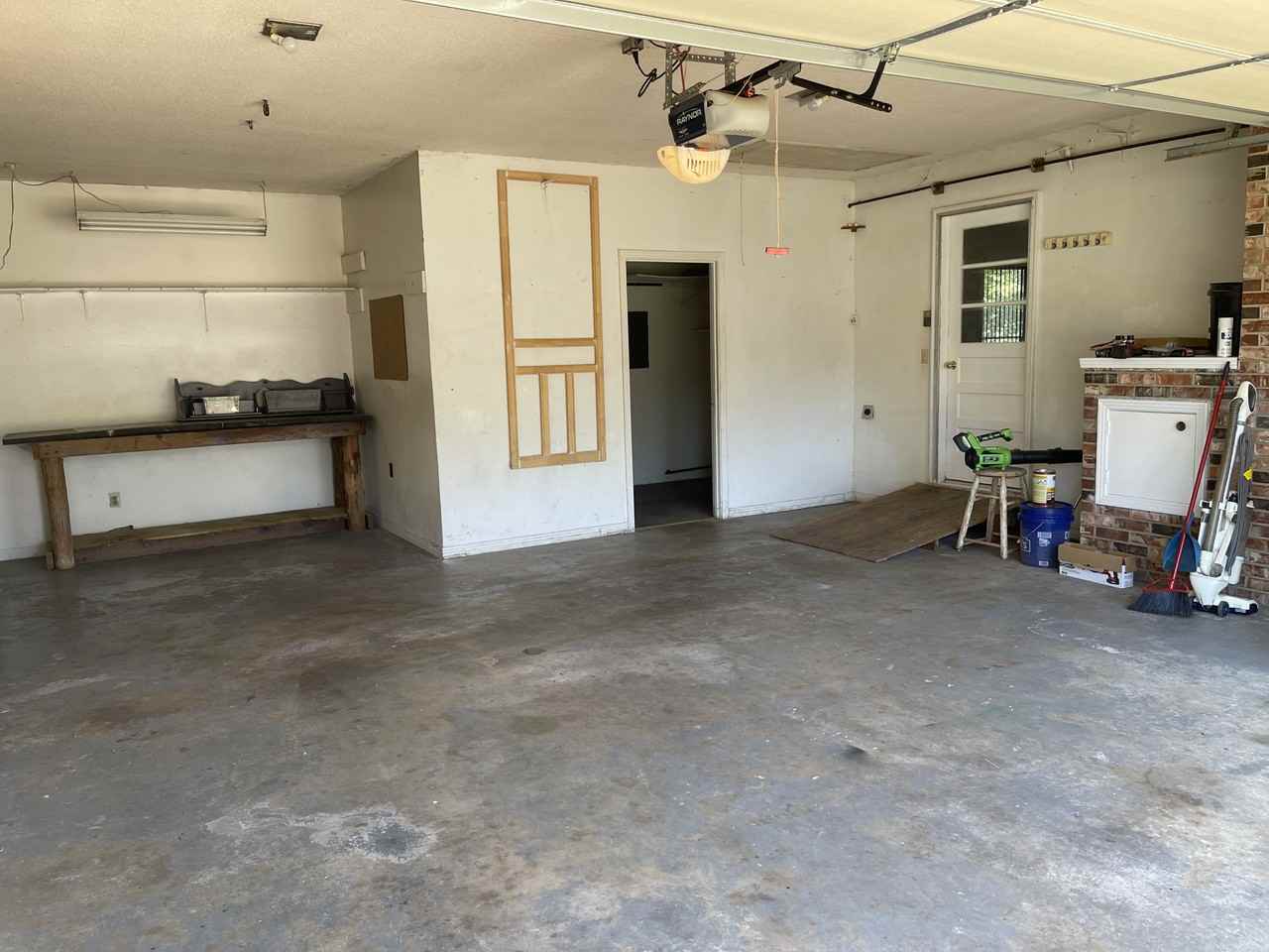 419 Locust St - Photo 3 of 29