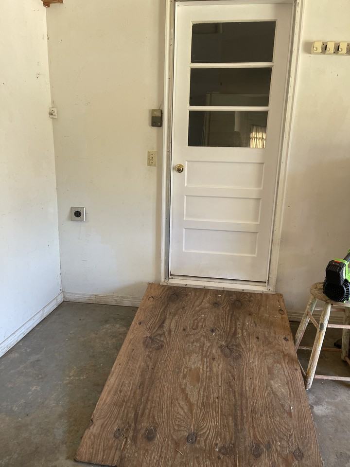 419 Locust St - Photo 4 of 29