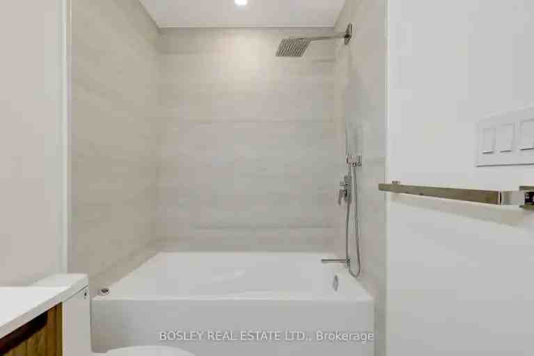 225 Gainsborough Rd #A - Photo 2 of 24