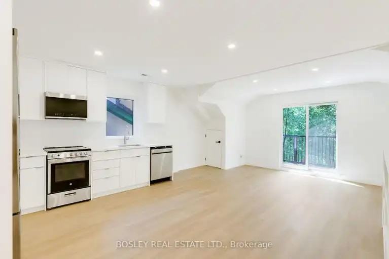 225 Gainsborough Rd #A - Photo 4 of 24