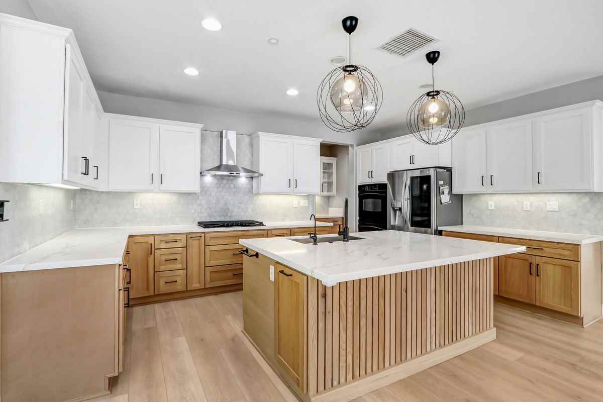 4386 Bayhill Ln - Photo 6 of 50