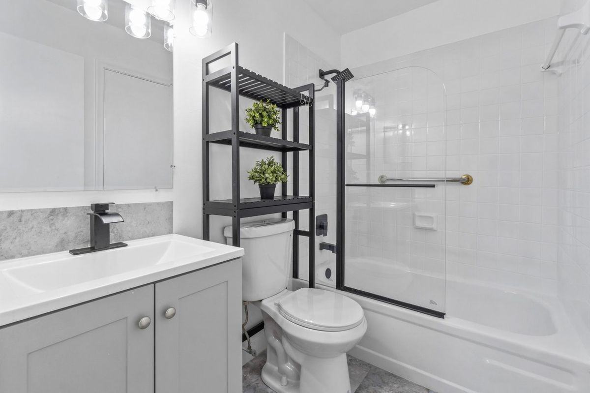 1620 Granfern Ave - Photo 5 of 21