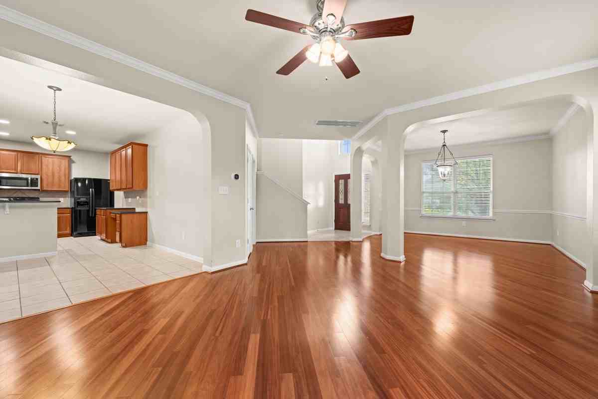 5105 Hibiscus Valley Dr - Photo 2 of 24
