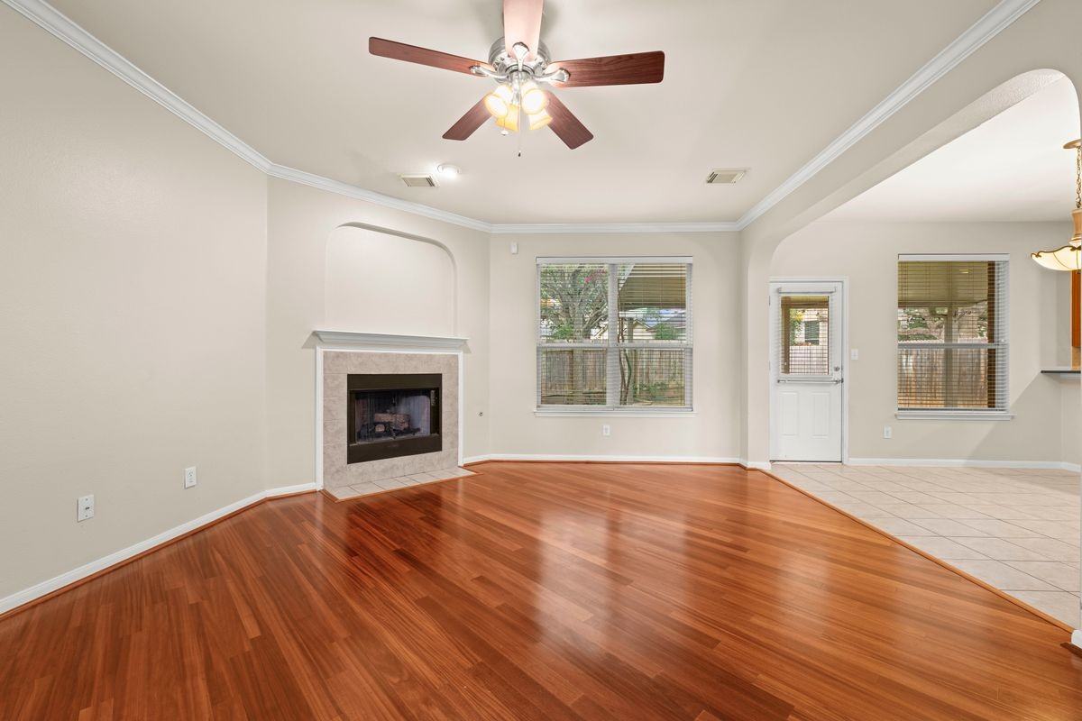 5105 Hibiscus Valley Dr - Photo 5 of 24