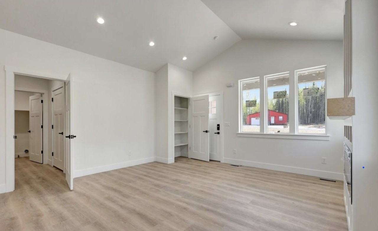 2631 N Prospect Dr #NA - Photo 5 of 26