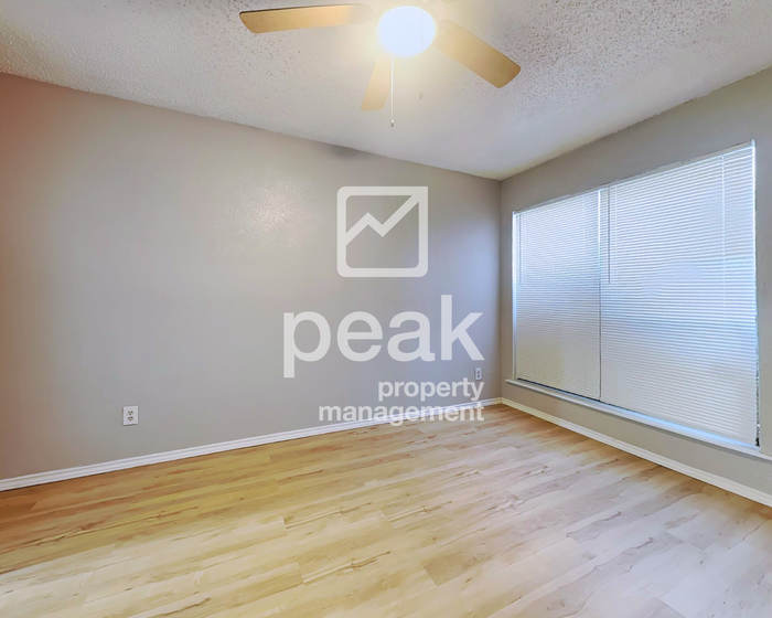 2710 Saint George Pl - Photo 5 of 14