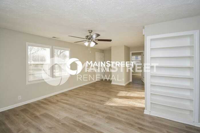 2343 Magnolia Pl - Photo 4 of 15