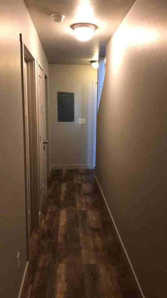 748 E 150 N - Photo 6 of 34