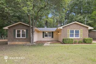 3591 Robert E Lee Dr - Photo 1 of 1