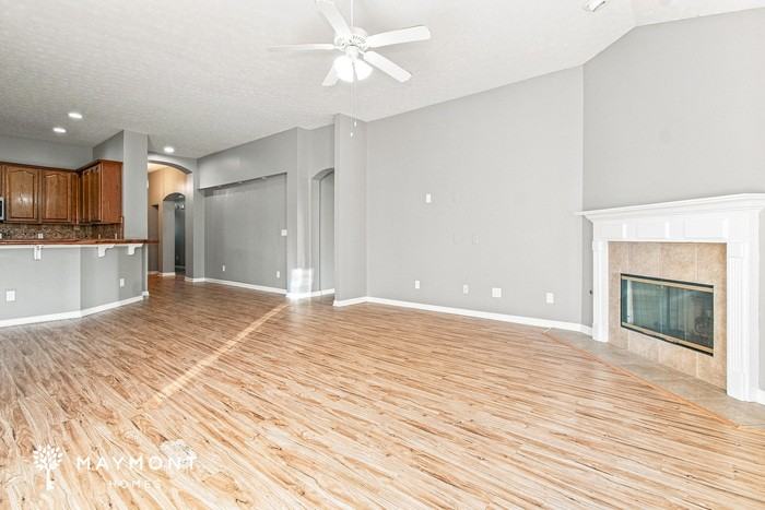 9261 Harrington Cir - Photo 5 of 20