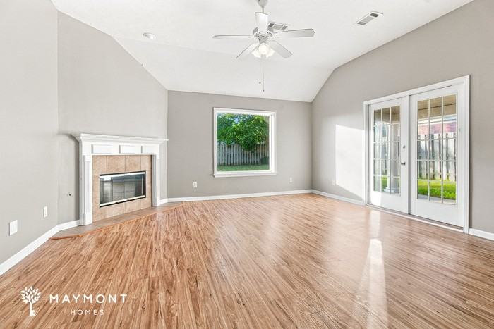 9261 Harrington Cir - Photo 6 of 20