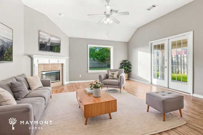 9261 Harrington Cir - Photo 7 of 20