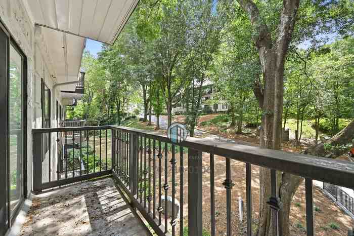 2201 Pine Heights Dr Ne #2201 - Photo 7 of 10