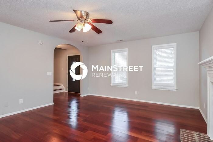 3912 Toyon Dr - Photo 5 of 17