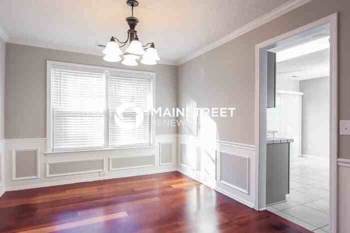 3912 Toyon Dr - Photo 6 of 17