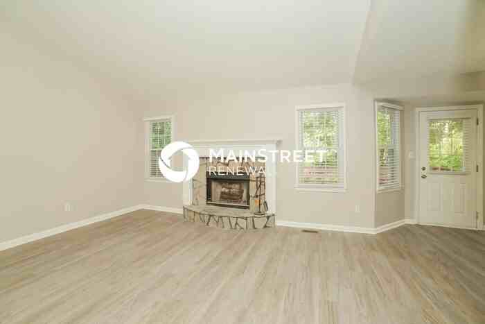 157 Amber Ln - Photo 5 of 17