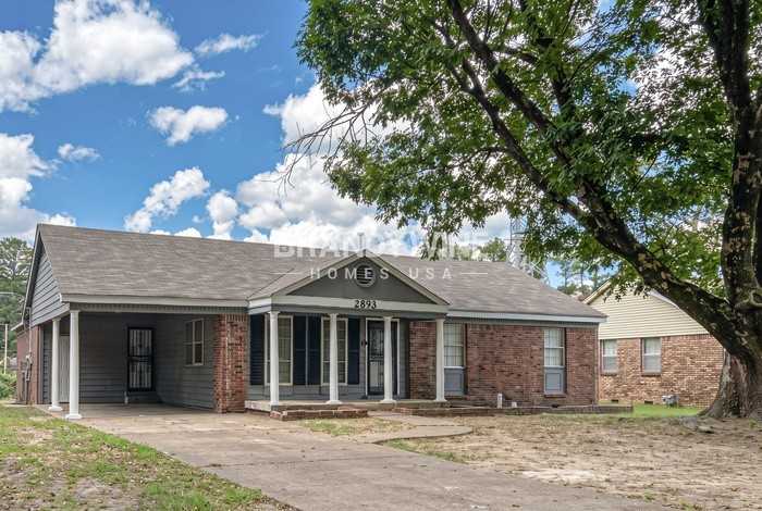 2893 Knightway Rd - Photo 2 of 21