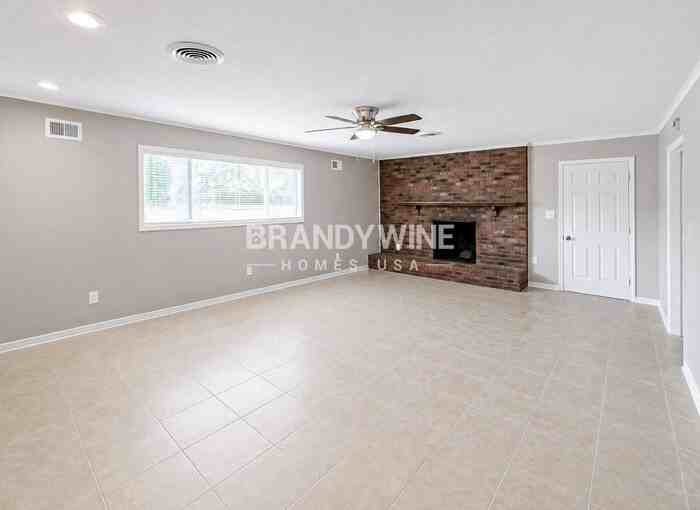 2893 Knightway Rd - Photo 4 of 21