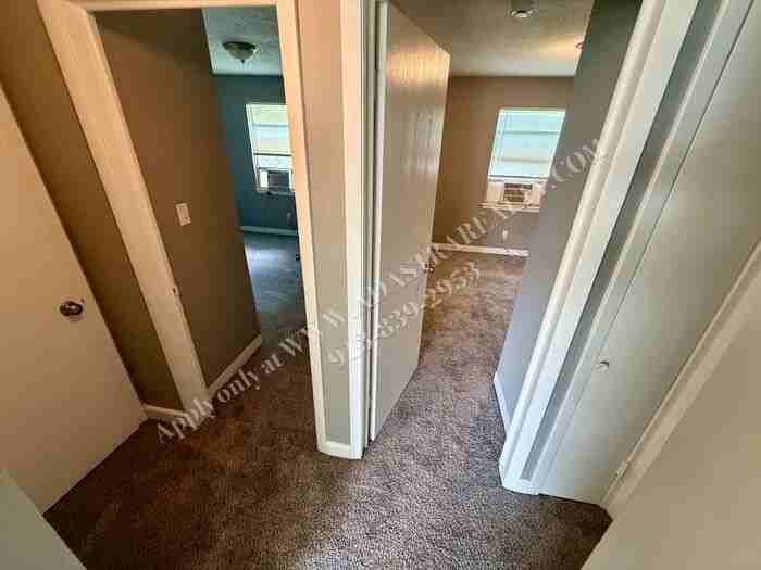 6007 E 153rd Ter #B - Photo 6 of 14