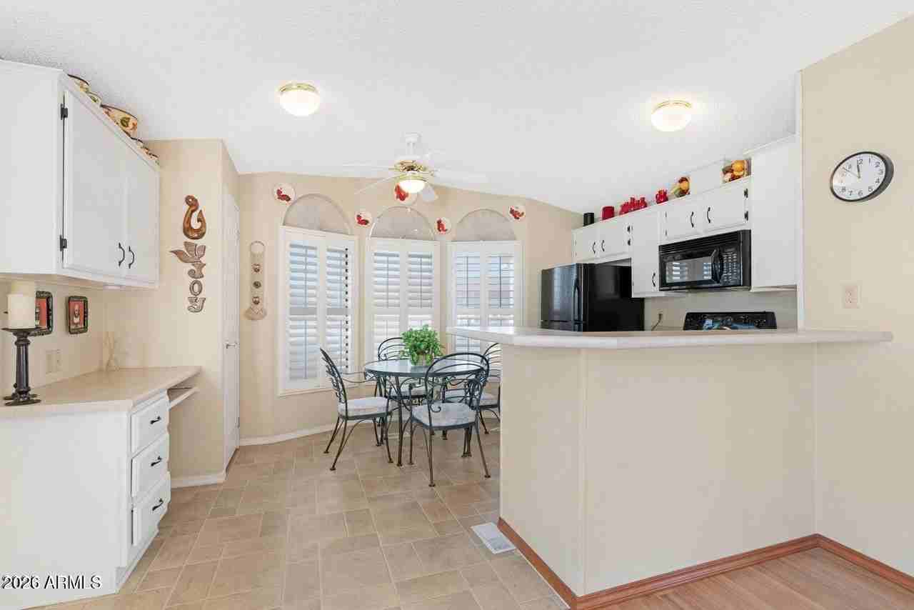 6114 S Sawgrass Dr - Photo 5 of 17