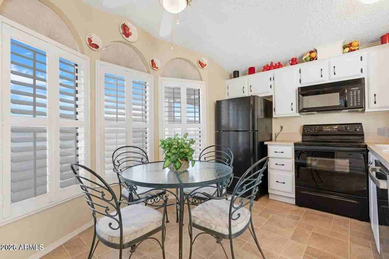 6114 S Sawgrass Dr - Photo 6 of 17