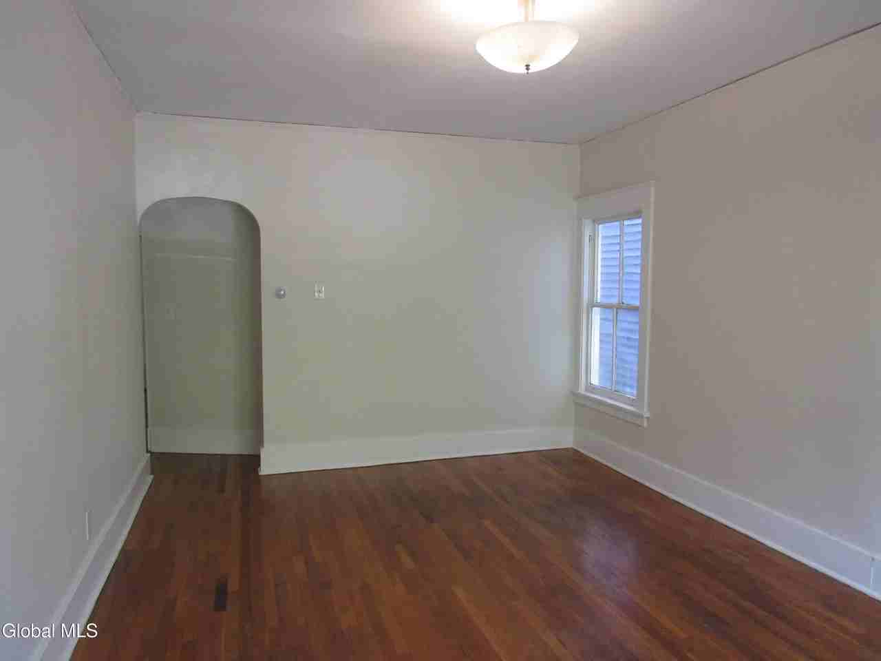 866 Madison Ave #D - Photo 6 of 16