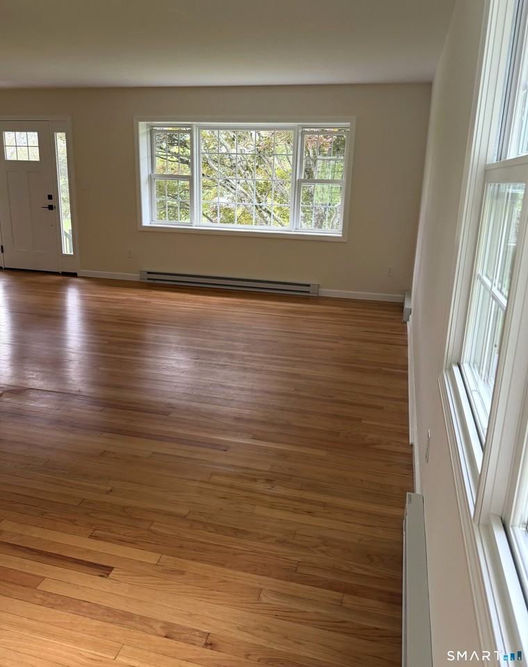 211 Kent Hollow Rd - Photo 6 of 18