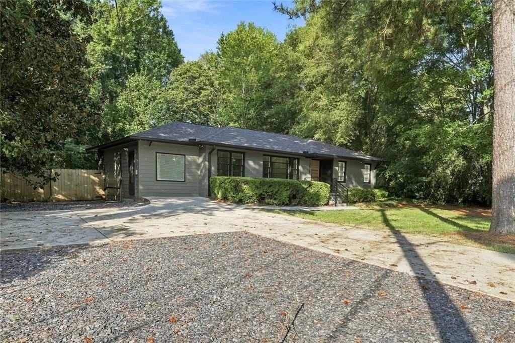 5012 Tilly Mill Rd - Photo 2 of 33
