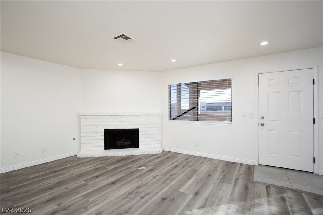 737 Rock Springs Dr #201 - Photo 4 of 24